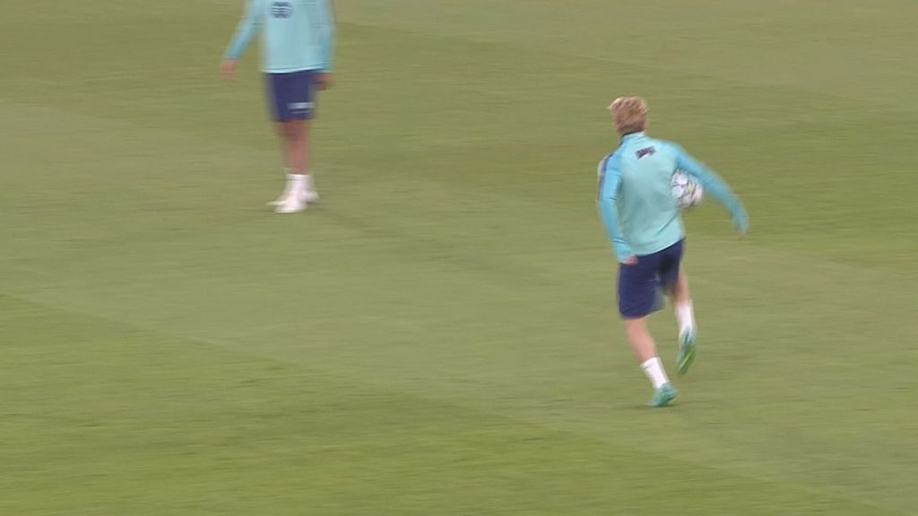 Entrenamiento del Barcelona antes del partido de Champions frente al PSG