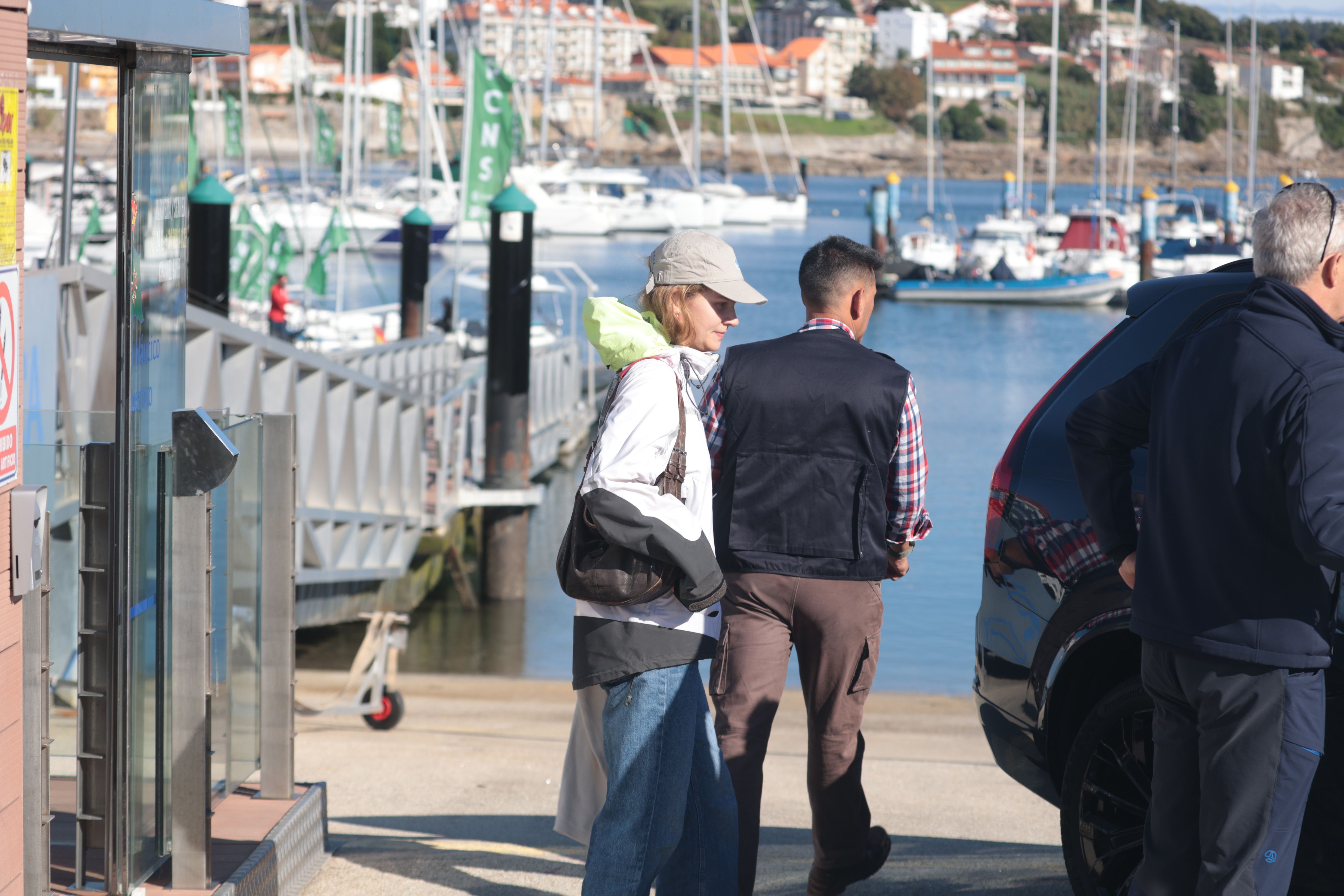 Irene Urdangarin, a su llegada al puerto de Sanxenso con ropa deportiva