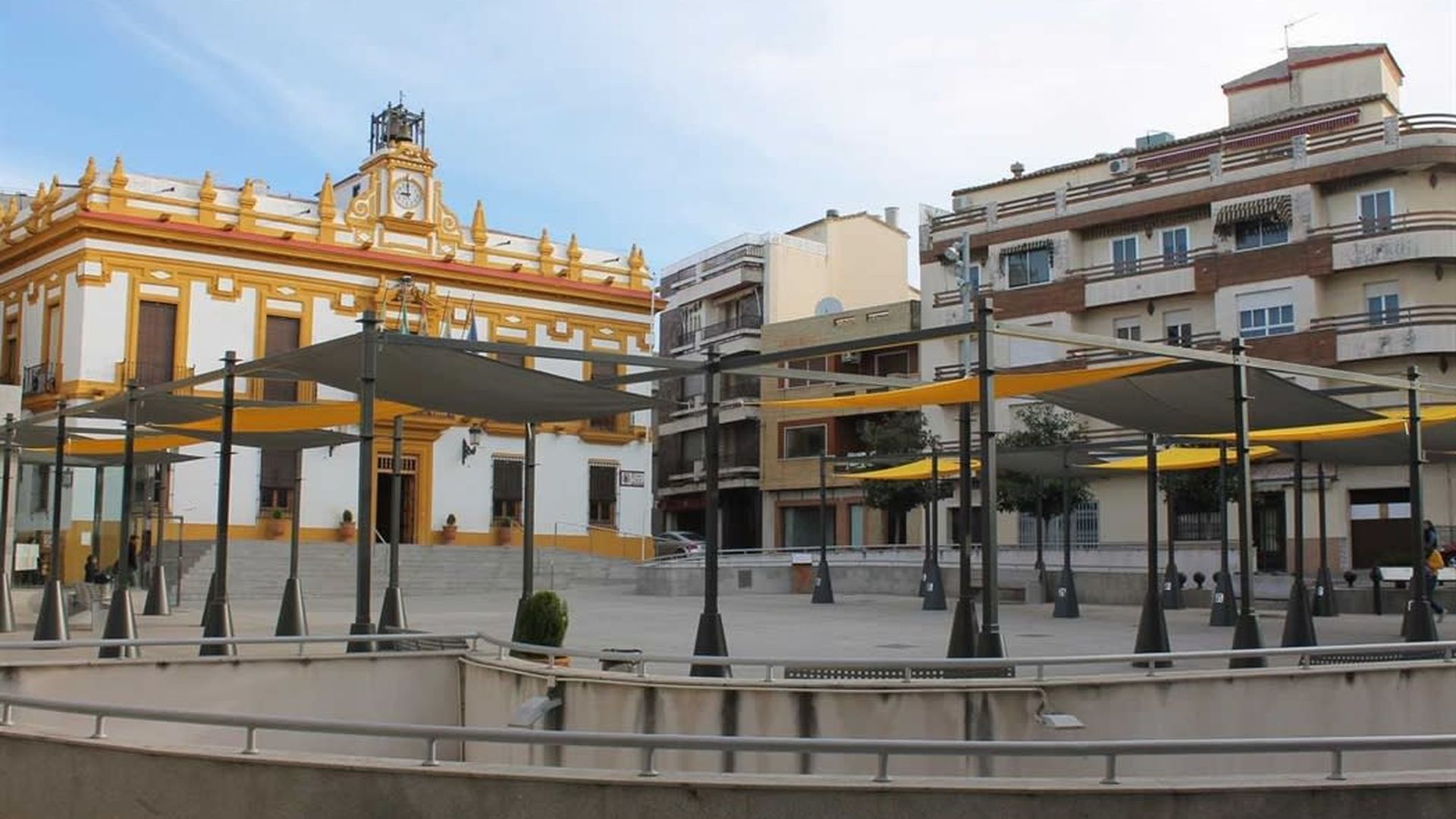 Investigan por qué huele mal en el muncipio de Bailén, en Jaén: "No puedes ni salir a la terraza" Investigan por qué huele mal en el muncipio de Bailén, en Jaén: "No puedes ni salir a la terraza"