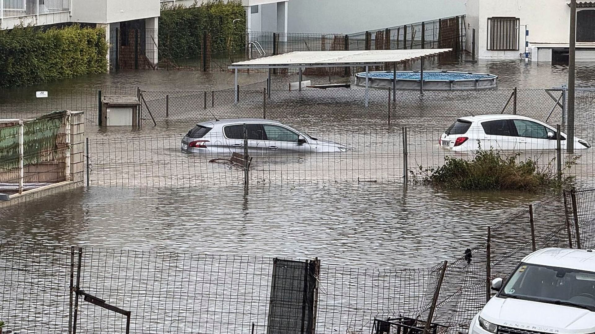 La alerta en Valencia y Alicante por la DANA Adam, en directo: hallan a una persona muerta en Oliva y se elevan a tres las víctimas del temporal