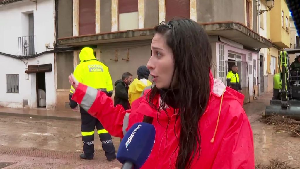 Madrugada de angustia en Valencia por la DANA Adam: "Vimos como venía una ola gigante de agua"