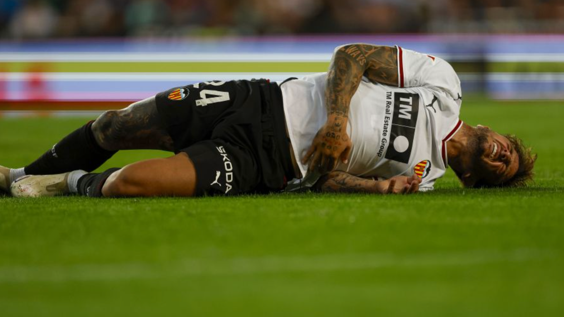 Maffeo roto ante el Athletic en Mestalla
