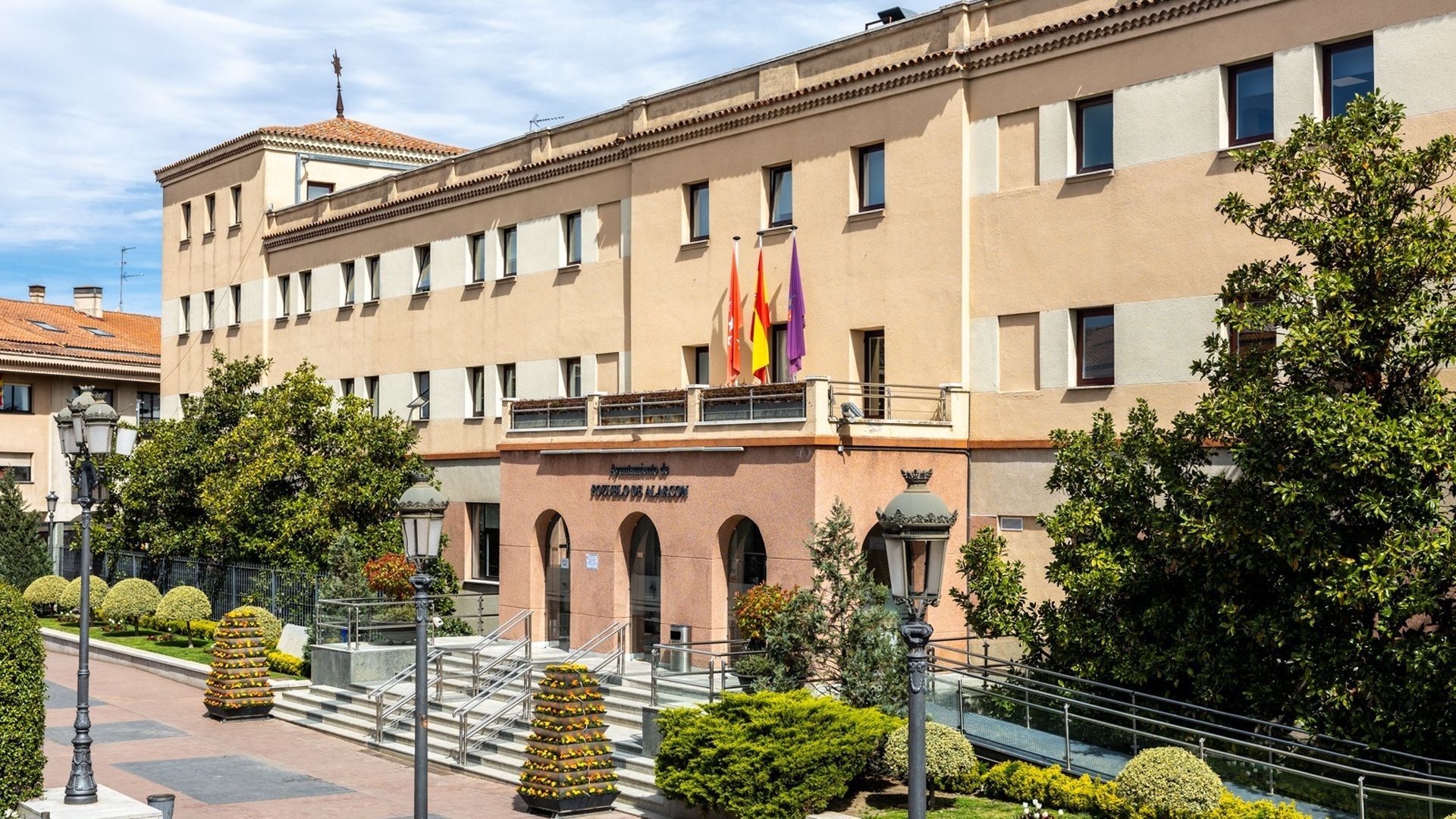 Pozuelo de Alarcón, en Madrid, se posiciona como el municipio con más renta de España: sus datos triplican las media de los municipios con menor renta Pozuelo de Alarcón, en Madrid, se posiciona como el municipio con más renta de España: sus datos triplican las media de los municipios con menor renta