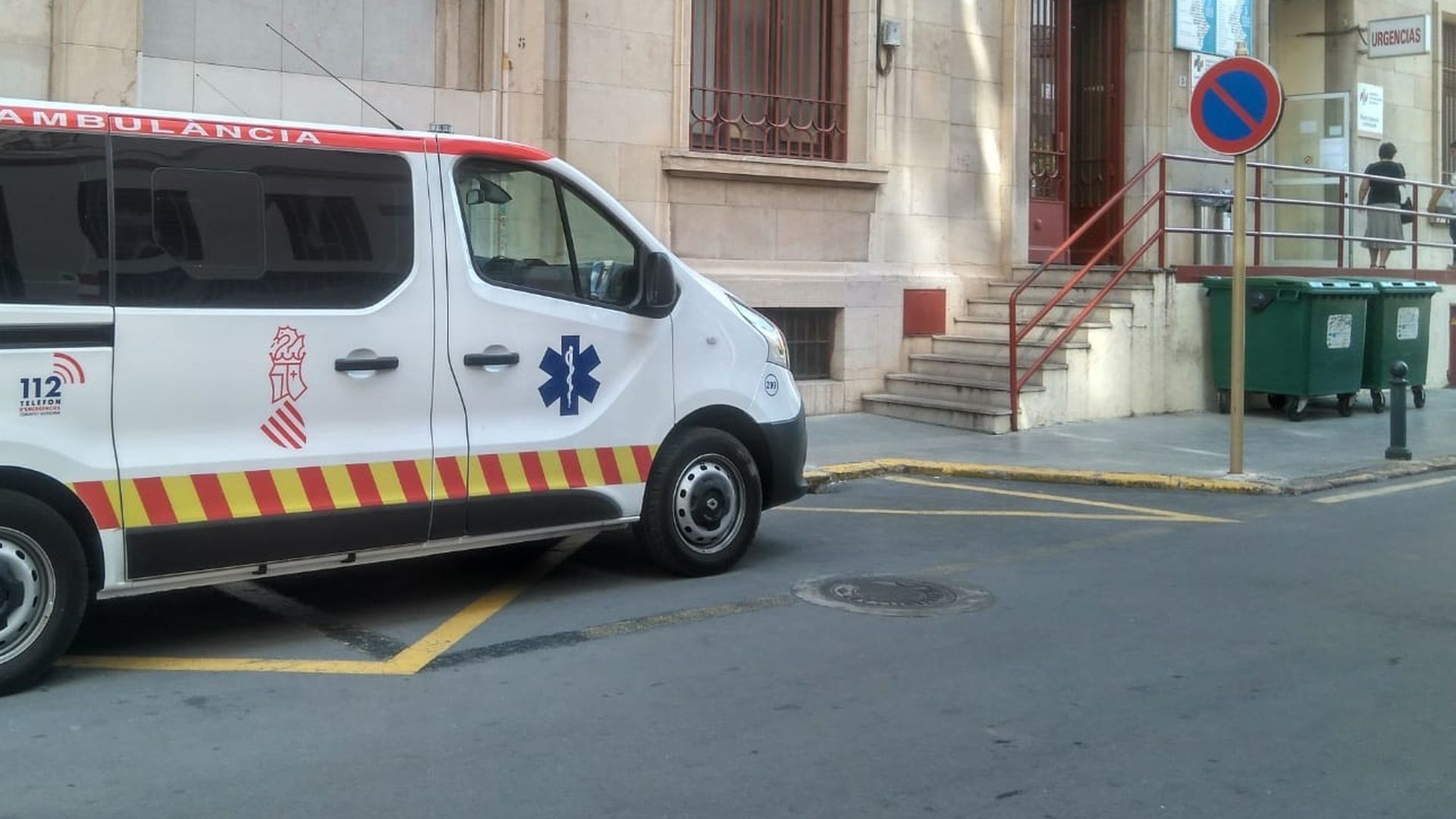 Una mujer es apuñalada a las puertas de un colegio en Benicarló, Castellón: podría tratarse de una agresión machista Una mujer es apuñalada a las puertas de un colegio en Benicarló, Castellón: podría tratarse de una agresión machista