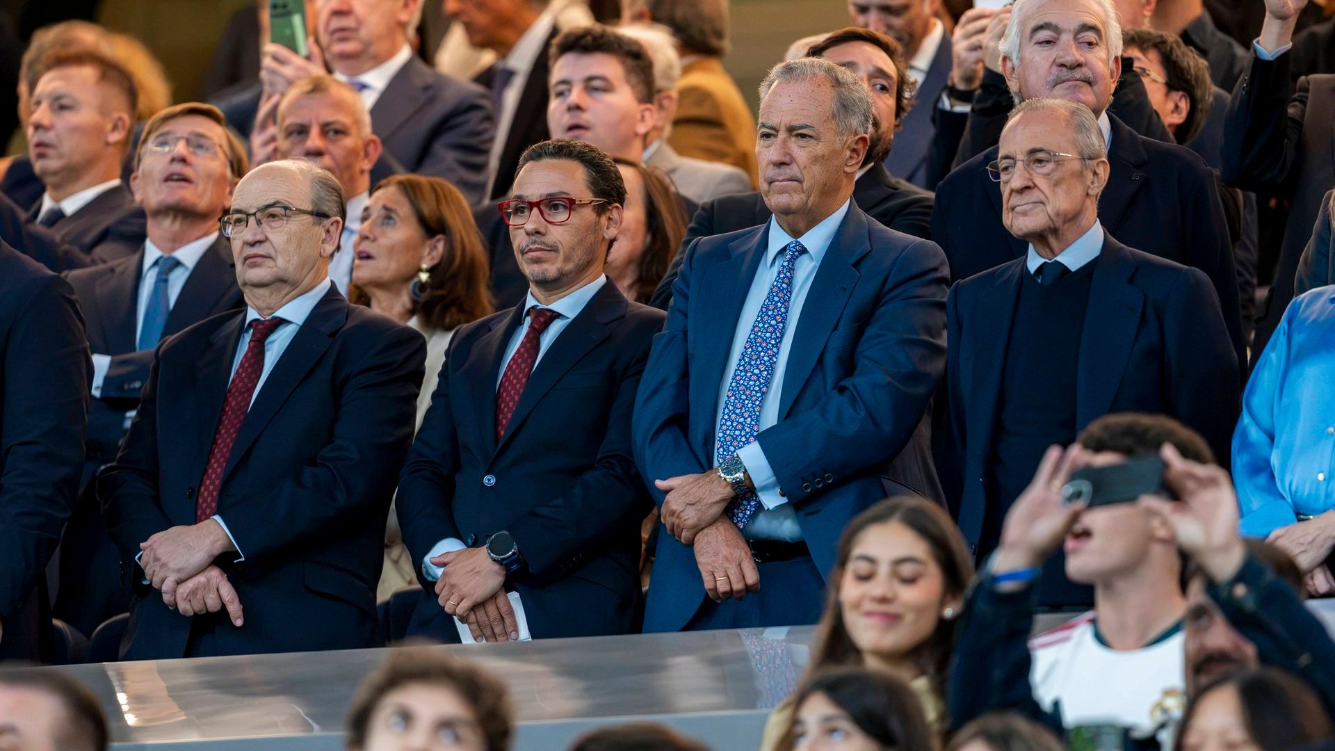 Del Nido Carrasco, junto a Florentino Pérez Del Nido Carrasco, junto a Florentino Pérez
