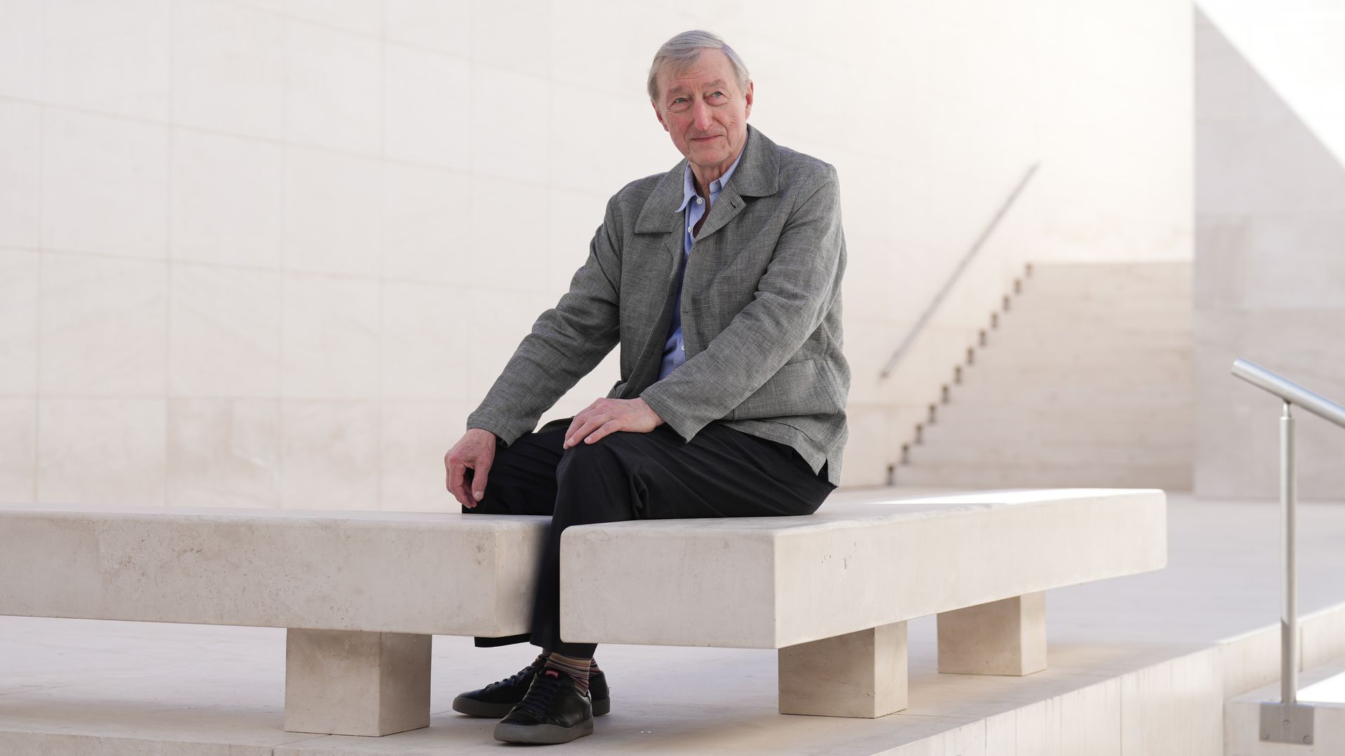 El escritor Julian Barnes el pasado mes de mayo en las instalacones del CaixaForum de Barcelona