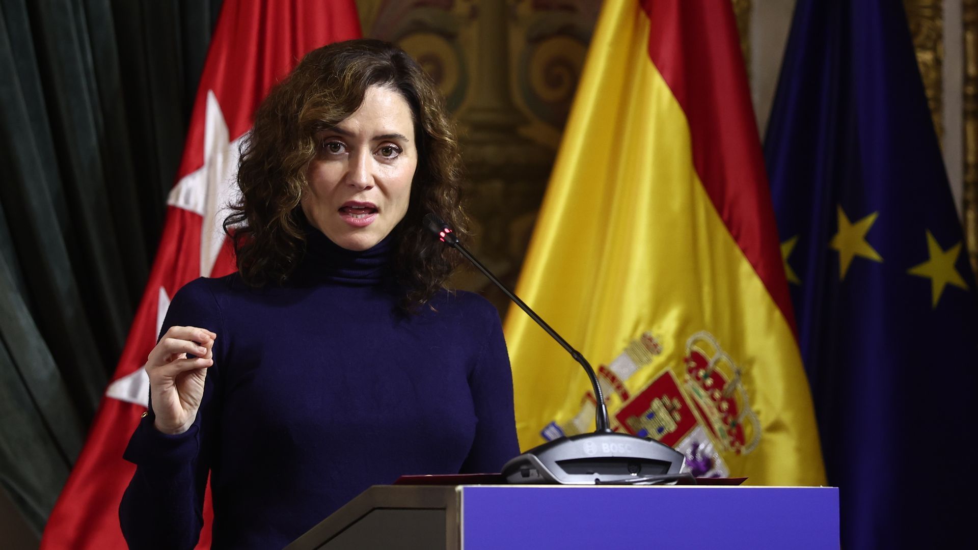 Isabel Díaz Ayuso estudia trasladar su despacho temporalmente debido a la acampada en la Puerta del Sol Isabel Díaz Ayuso estudia trasladar su despacho temporalmente debido a la acampada en la Puerta del Sol