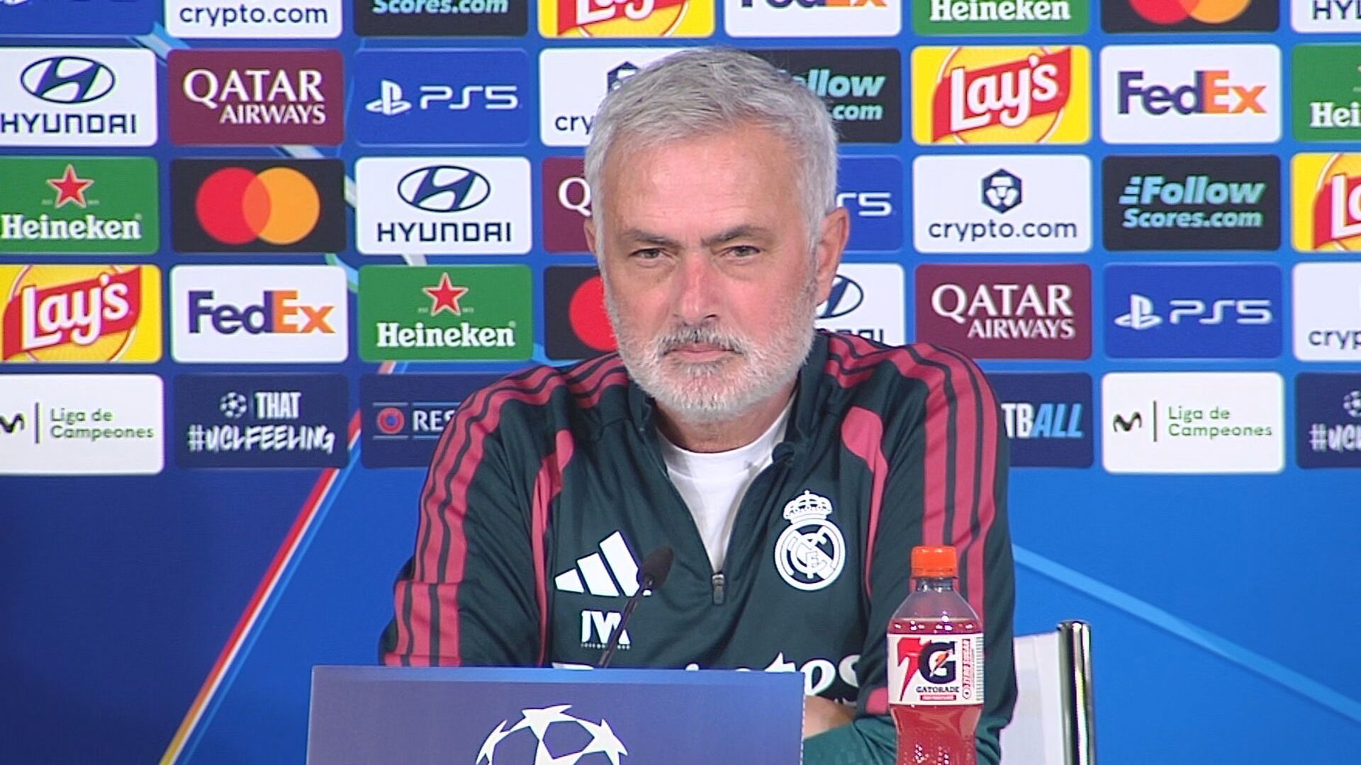 José Mourinho en sala de prensa