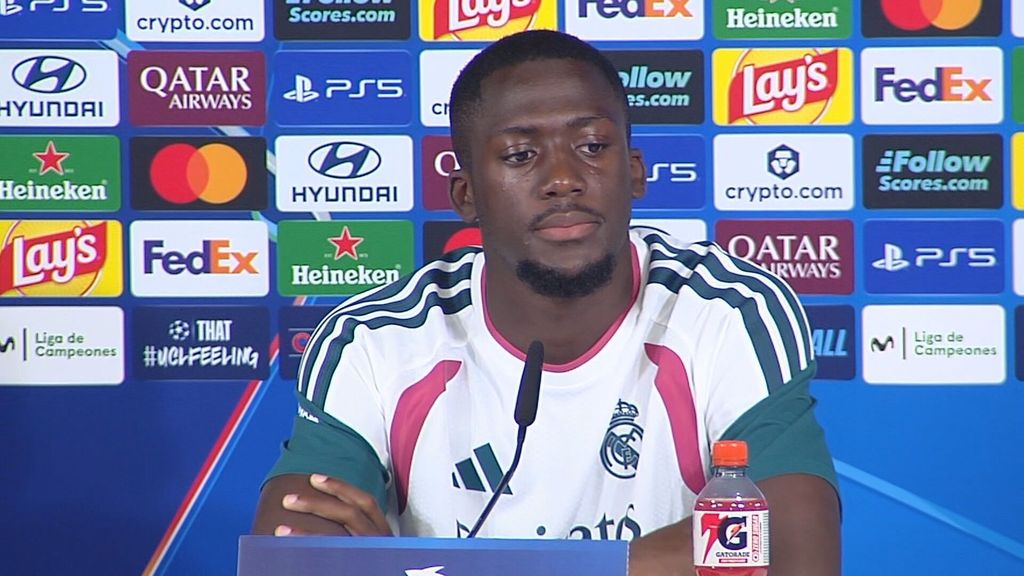 Konaté explica por qué no se puso la camiseta de apoyo a Ceuta: "No entendí lo que ponía"