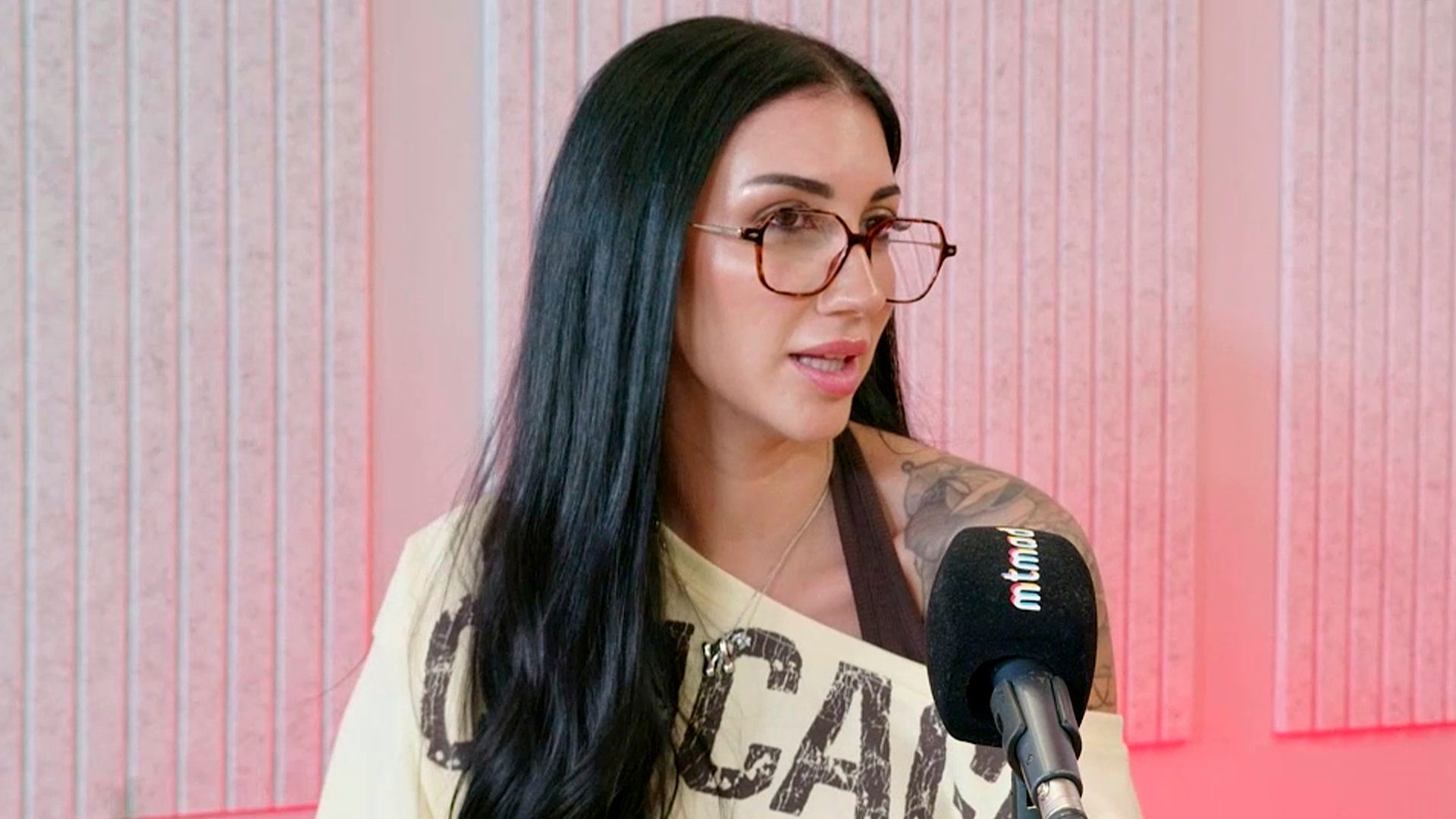 Naomi Asensi habla de su bronca con Rubén en ‘El debate de las tentaciones’: “Él venía con la frase aprendida” Naomi Asensi habla de su bronca con Rubén en ‘El debate de las tentaciones’: “Él venía con la frase aprendida”
