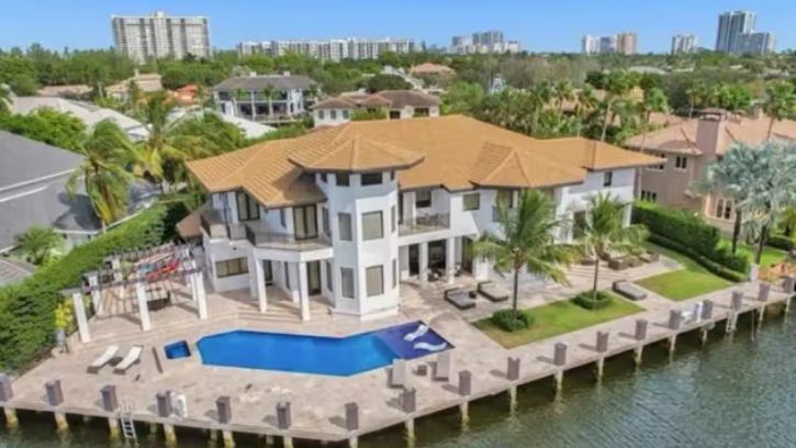 Su casa en Florida, con el agua como protagonista
