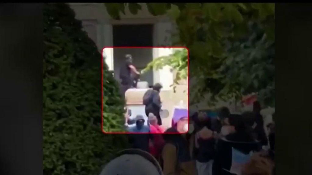 Un activista de 34 años, radical de ultraizquierda y de padre español, detenido por la quema del Ayuntamiento de Limoges