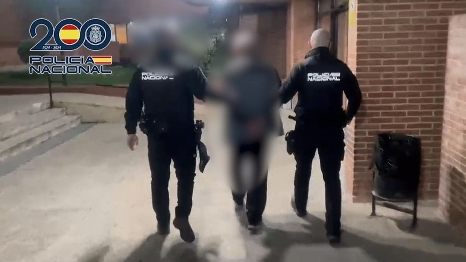 Detenido un hombre por la muerte a puñaladas de una mujer en una urbanización de Carabanchel