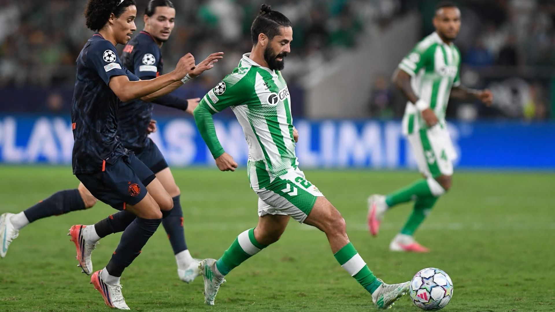 Isco Alarcón, en el Betis-Feyenoord