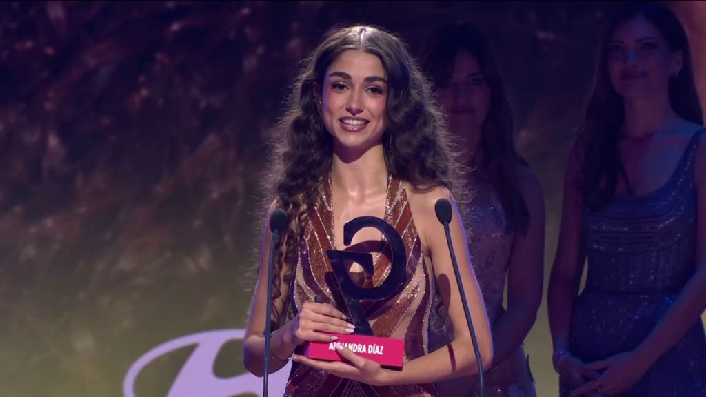 La ganadora en la categoría ‘Lifestyle by Hyundai’ de los ‘GenZ Awards' es Alejandra Díaz