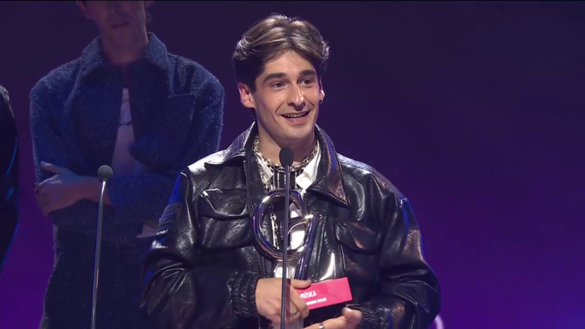 Necko Vidal se lleva el premio ‘Música by Hitster’ de los ‘GenZ Awards’ 2026