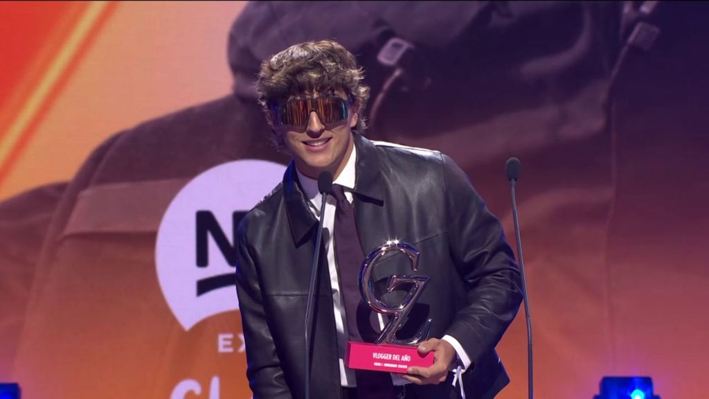 Pakow conquista el premio ‘Vlogger del Año by Nestlé Extrafino ChocoTRIO’