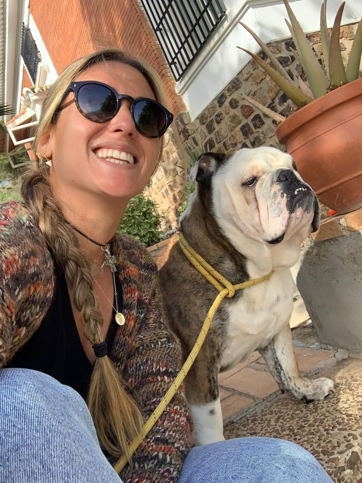 Marta Francés con su perro
