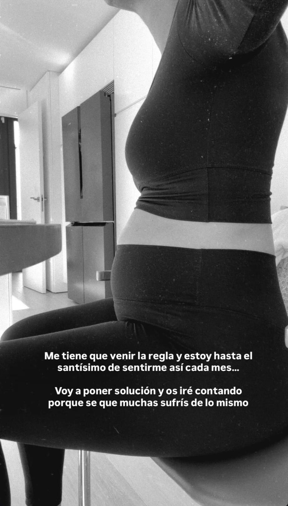 Nagore Robles muestra la inflamación que sufre cuando le va a venir la regla