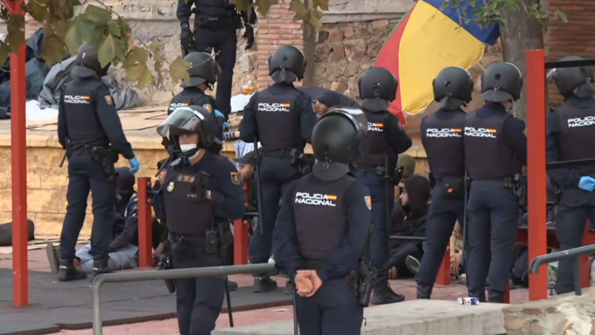 Despliegue policial en el barrio del Príncipe