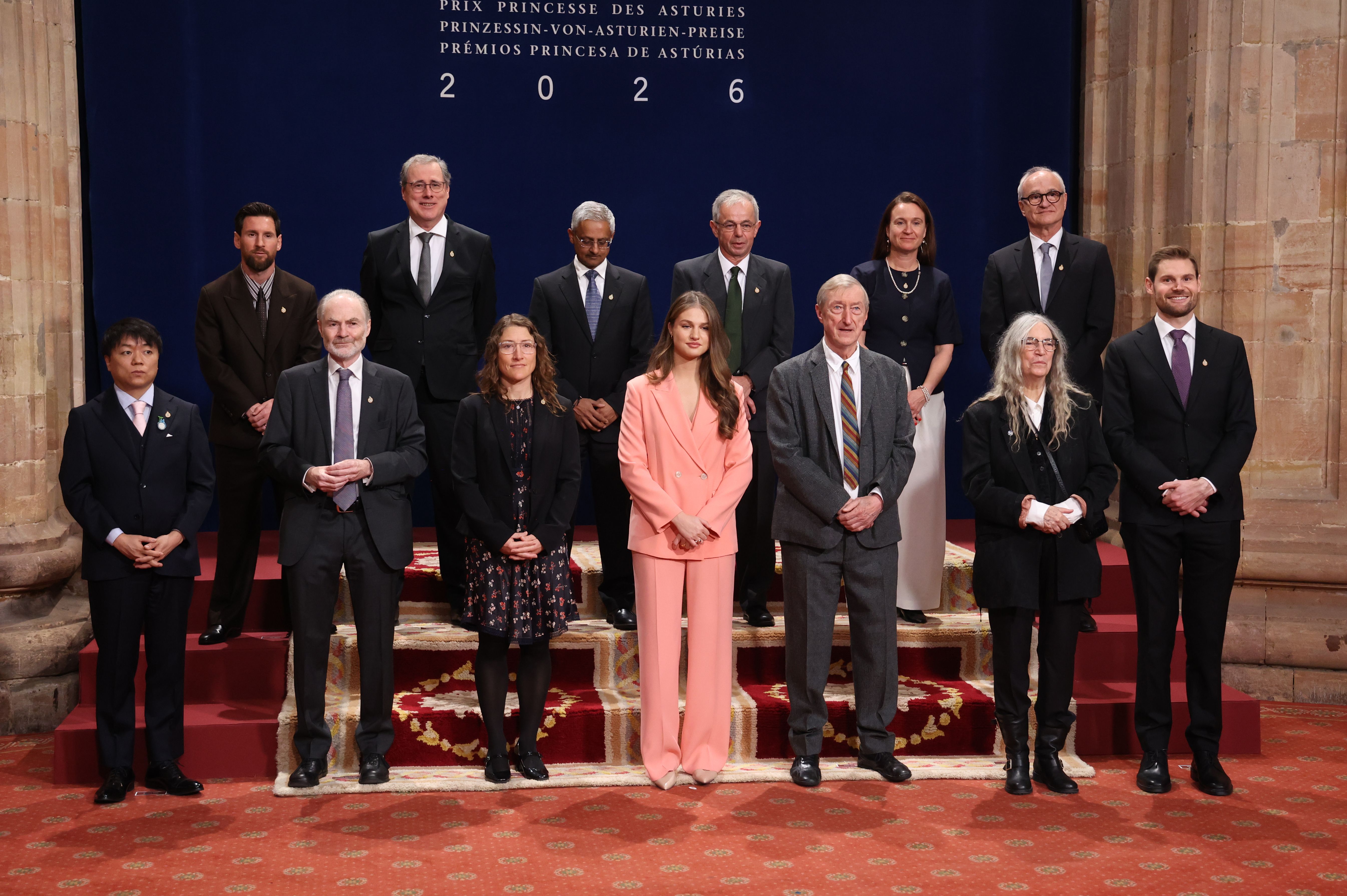 Foto de familia durante la recepción de los Premiados Princesa de Asturias 2026 en el Hotel de la Reconquista