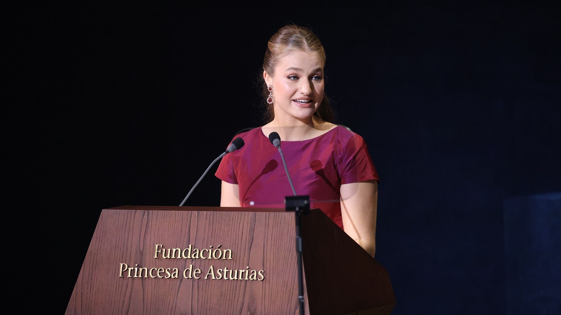 La reacción de Letizia al revelar Leonor una anécdota familiar en los Premios Princesa de Asturias 2026