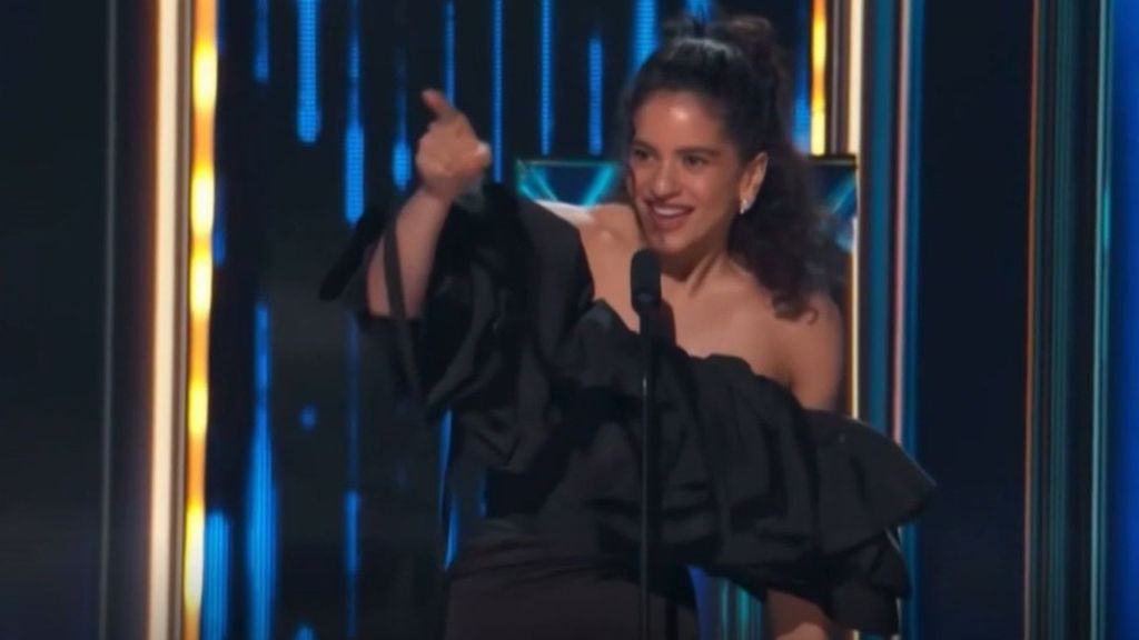 Rosalía arrasa en los Premios Billboard y recibe el galardón Salón de la Fama en Miami: "Nunca me olvidaré de este momento"