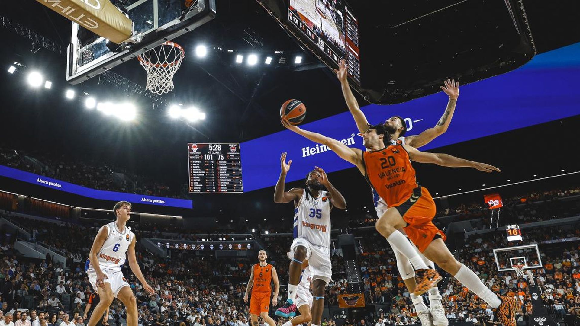 Valencia Basket quiere despegar al fin en casa ante Baskonia
