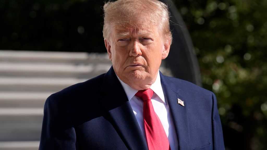 Donald Trump vota de forma anticipada en Florida y arremete contra los demócratas a las puertas de las 'midterms'