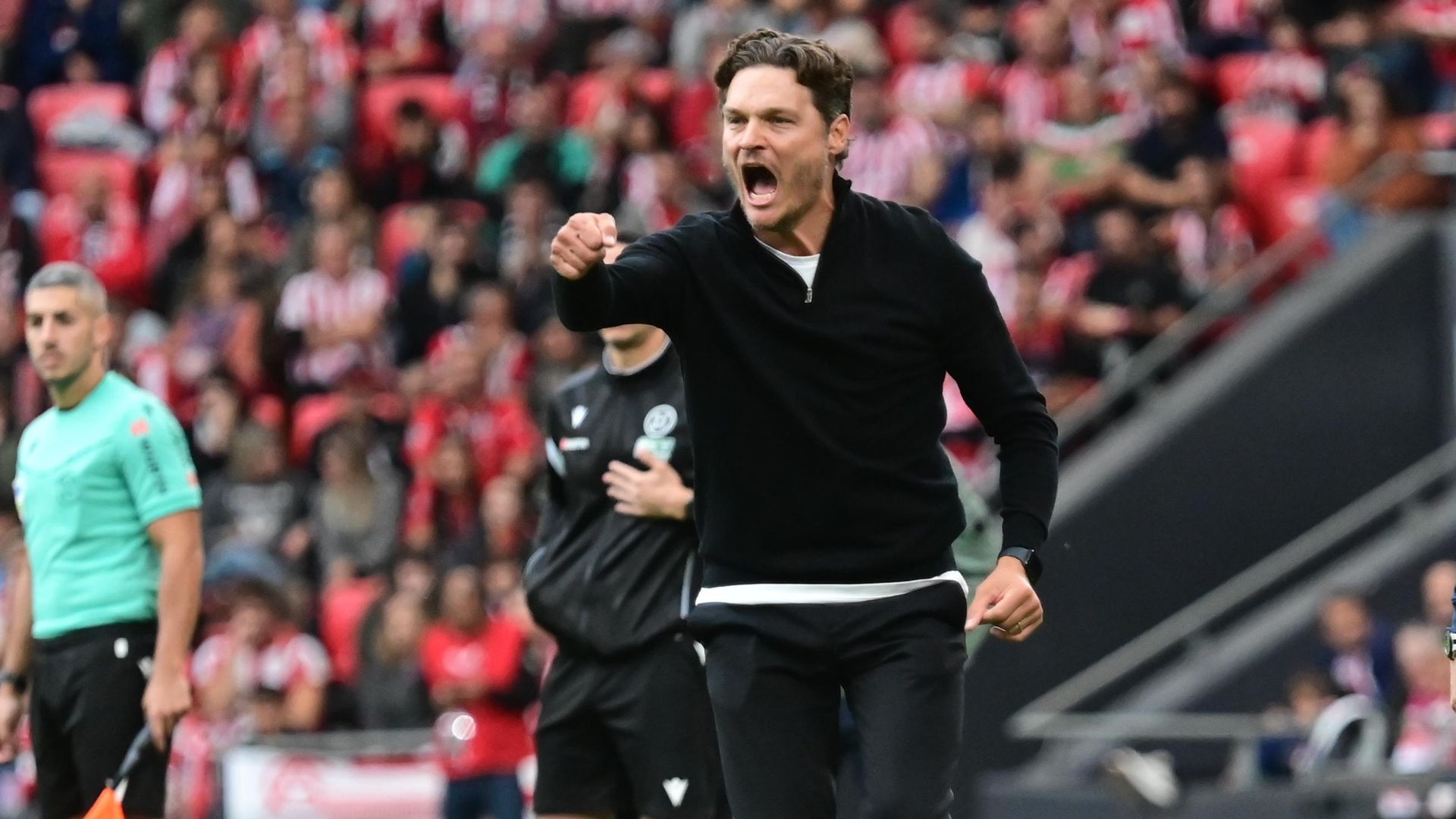 Edin Terzic celebra un gol del Athletic Club Edin Terzic celebra un gol del Athletic Club