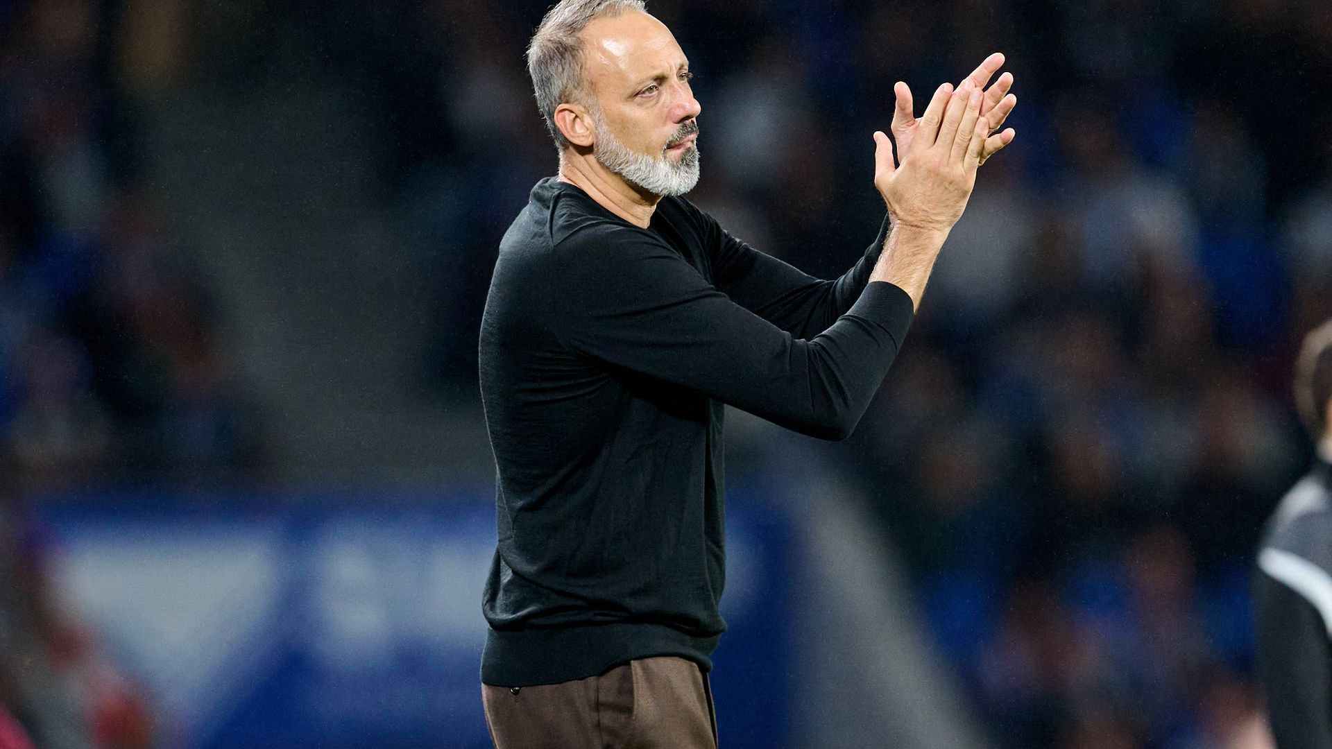 Pellegrino Matarazzo aplaude tras la victoria de la Real Sociedad Pellegrino Matarazzo aplaude tras la victoria de la Real Sociedad