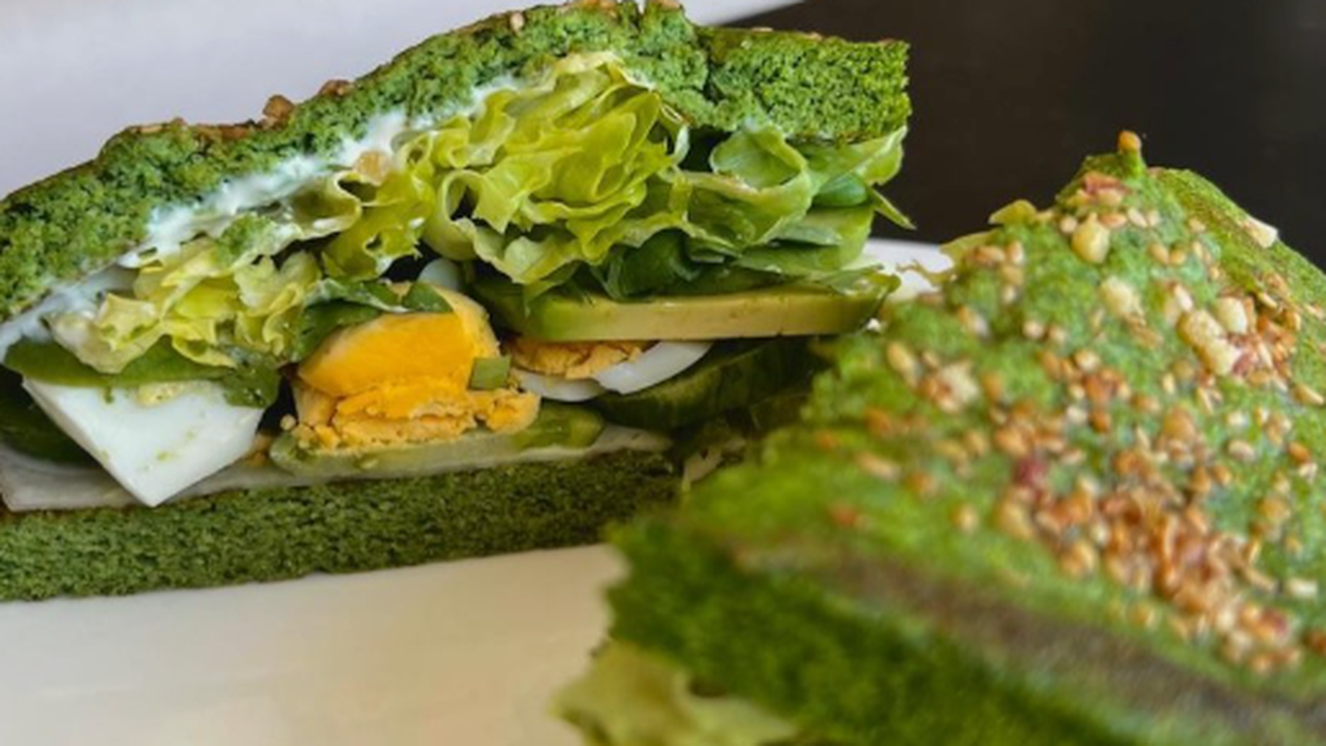 El bocadillo de espinacas y brócoli El bocadillo de espinacas y brócoli