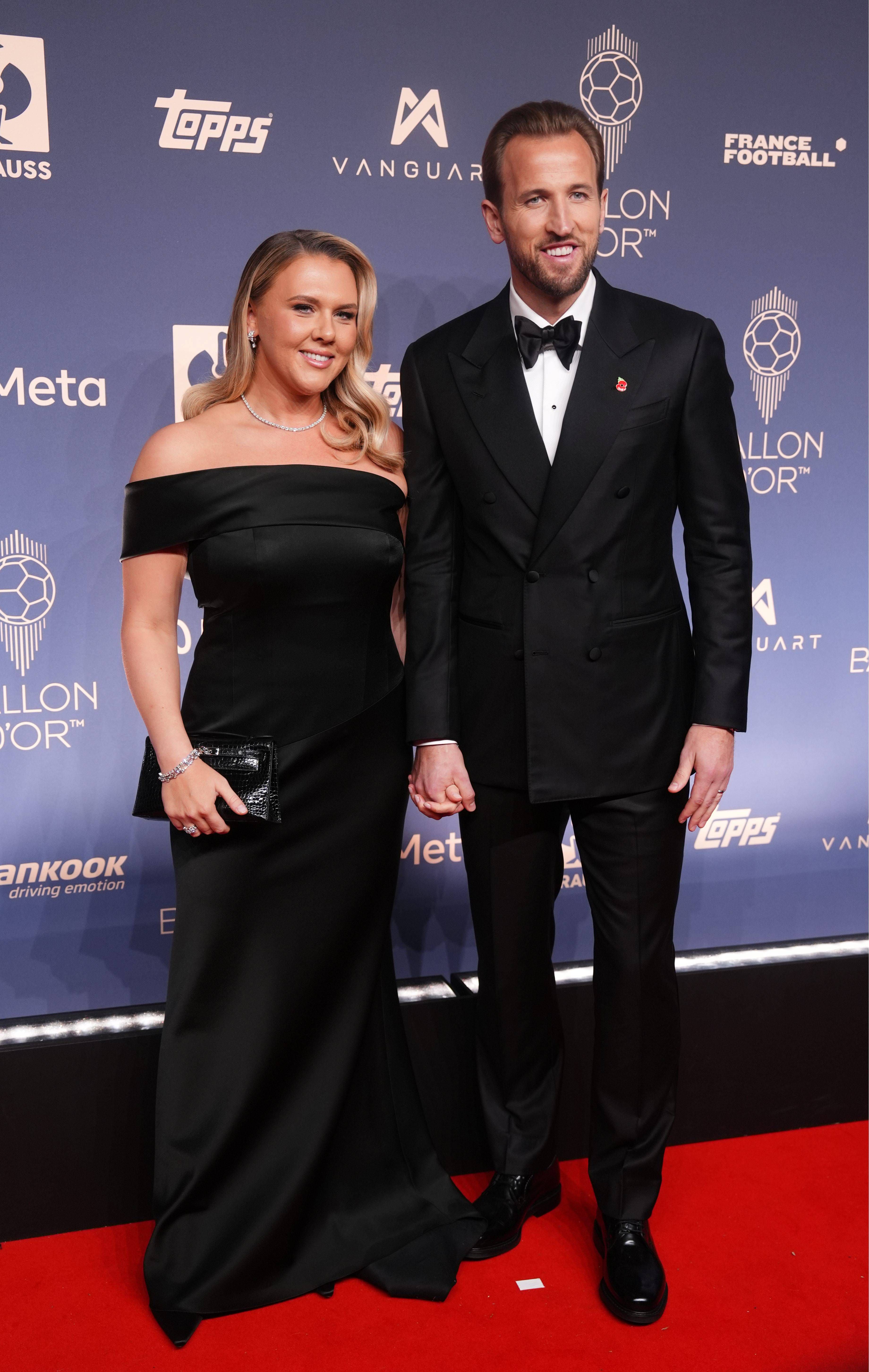 Harry Kane y su mujer Katie Goodland