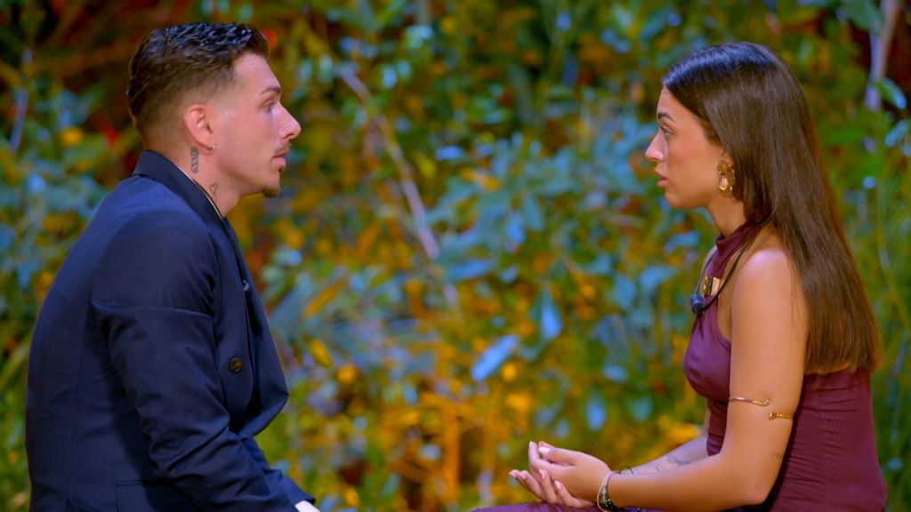 La hoguera confrontación de Miguel y Mara, al completo