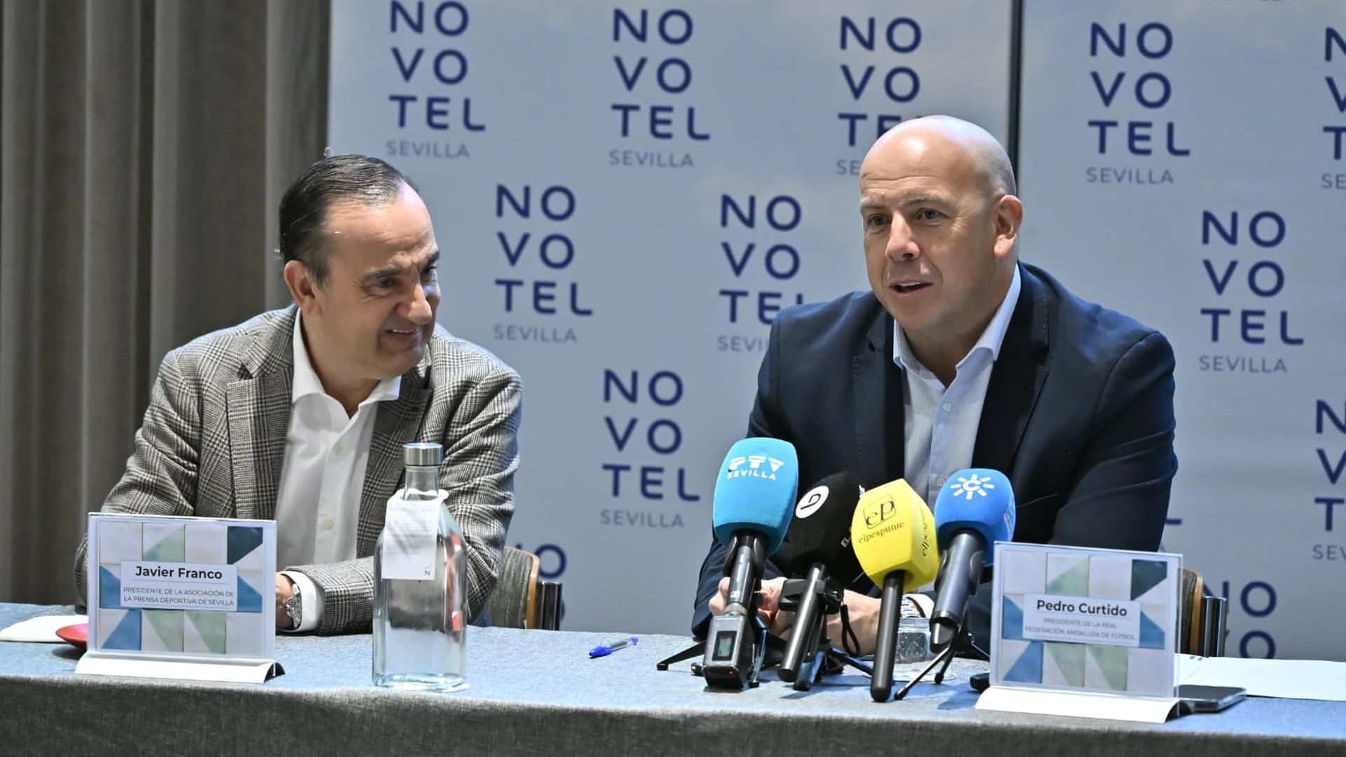 Pedro Curtido, presidente de la RFAF, en los desayunos de la APDS