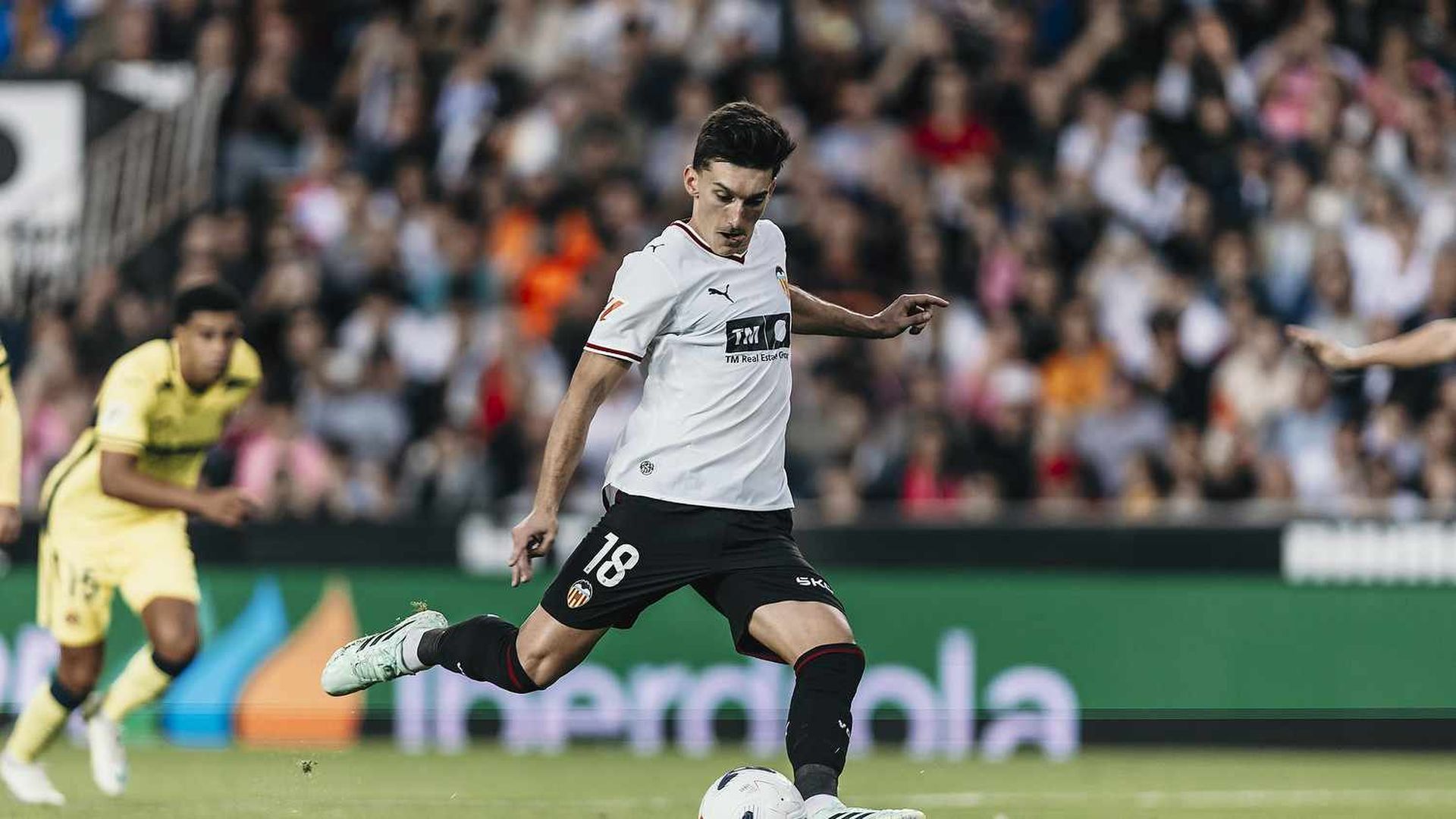 Pepelu tras el Villarreal Pepelu tras el Villarreal