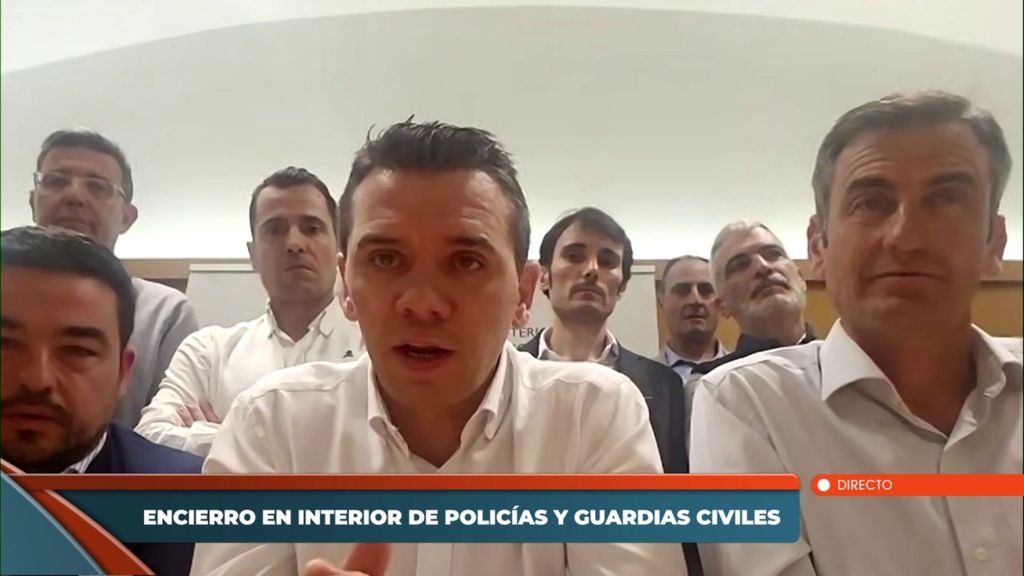 Aarón Rivero, secretario general de JUPOL, denuncia "presiones" a los policías encerrados en Interior: "Intentan amedrentarnos y meternos miedo"