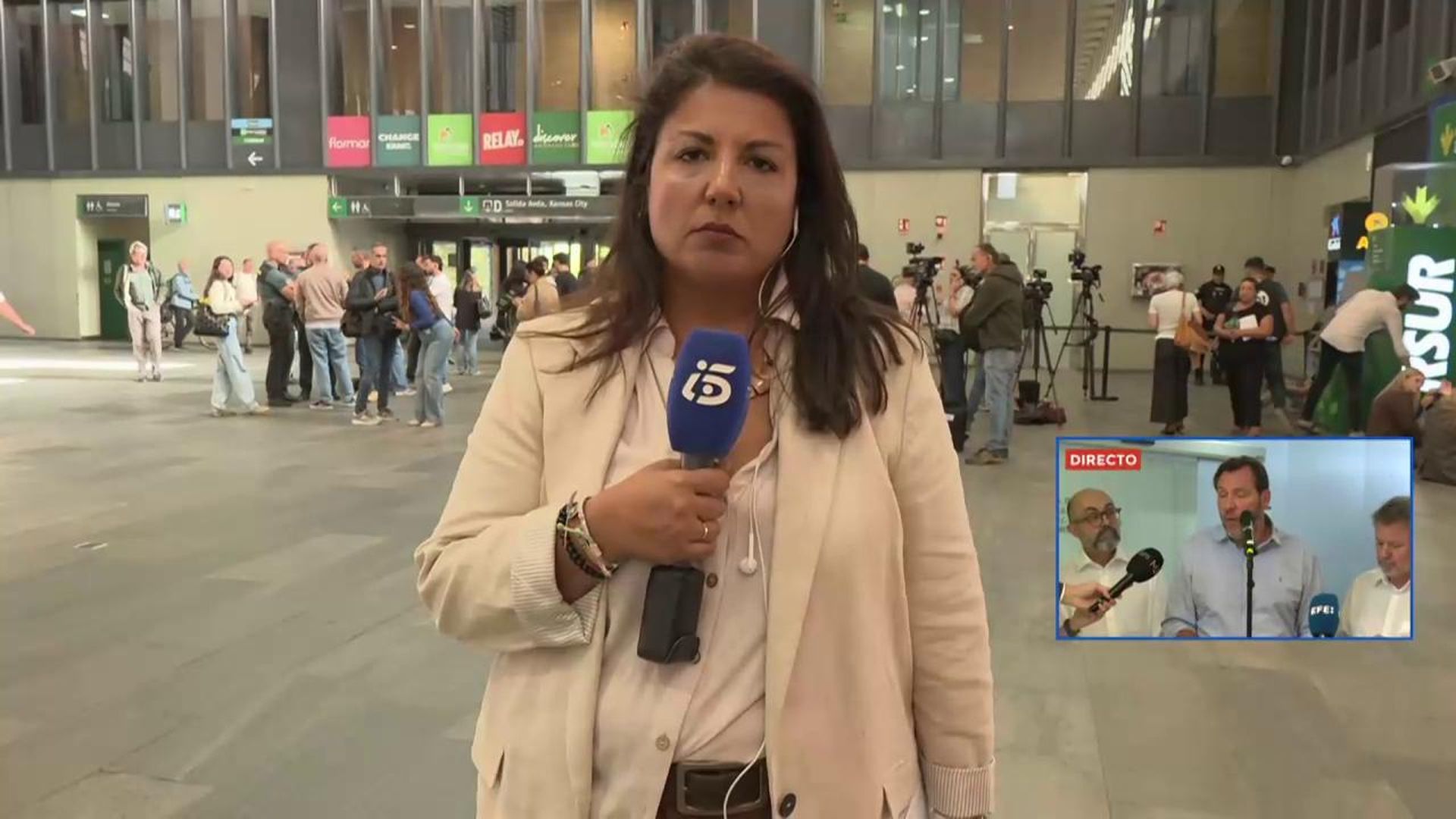 Máxima tensión en la estacion de trenes de Sevilla tras el accidente ferroviario