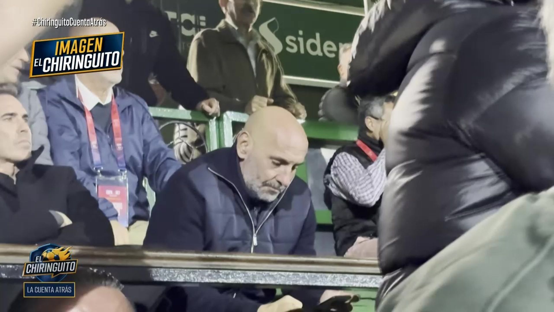Monchi, cabizbajo en Las Llanas