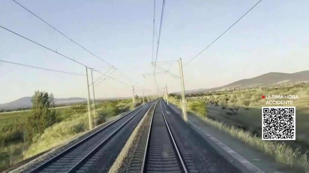 Los controladores alertaron hace cinco meses de la fatiga y se defienden tras ser señalados: "No contamos con plantilla suficiente"