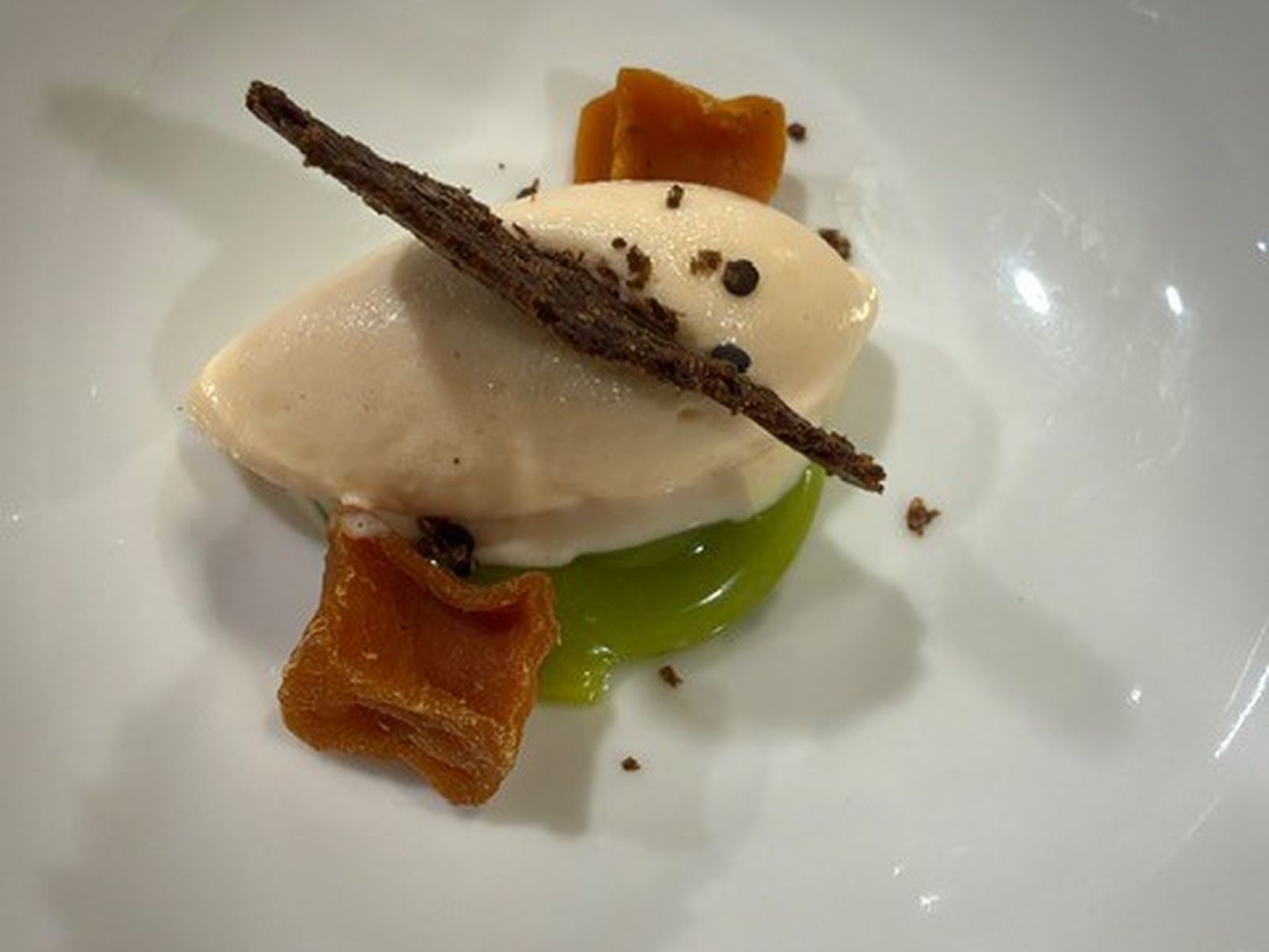 Plato del restaurante Aureum by Picualia en Jaén.