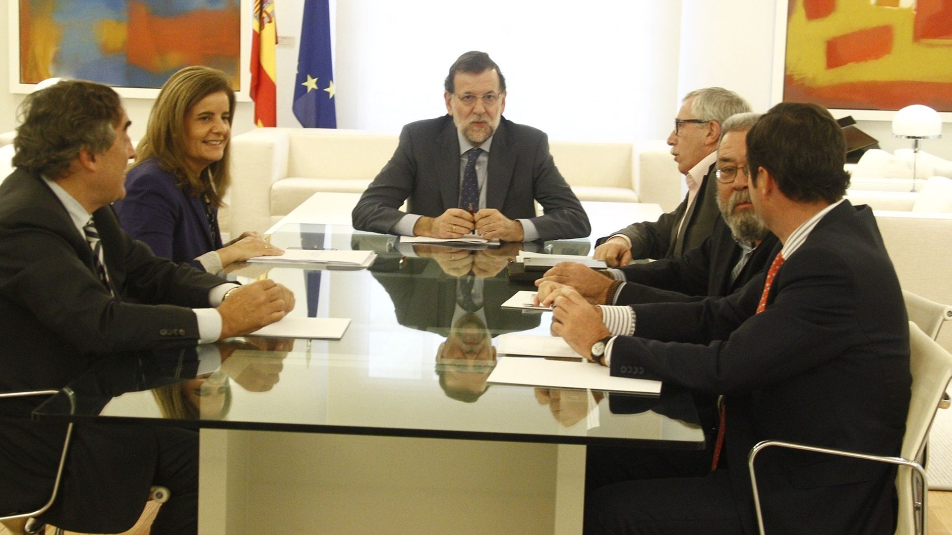 El expresidente del Gobierno ha valorado a Báñez como "inteligente y muy capaz", "una buena persona con un gran corazón"