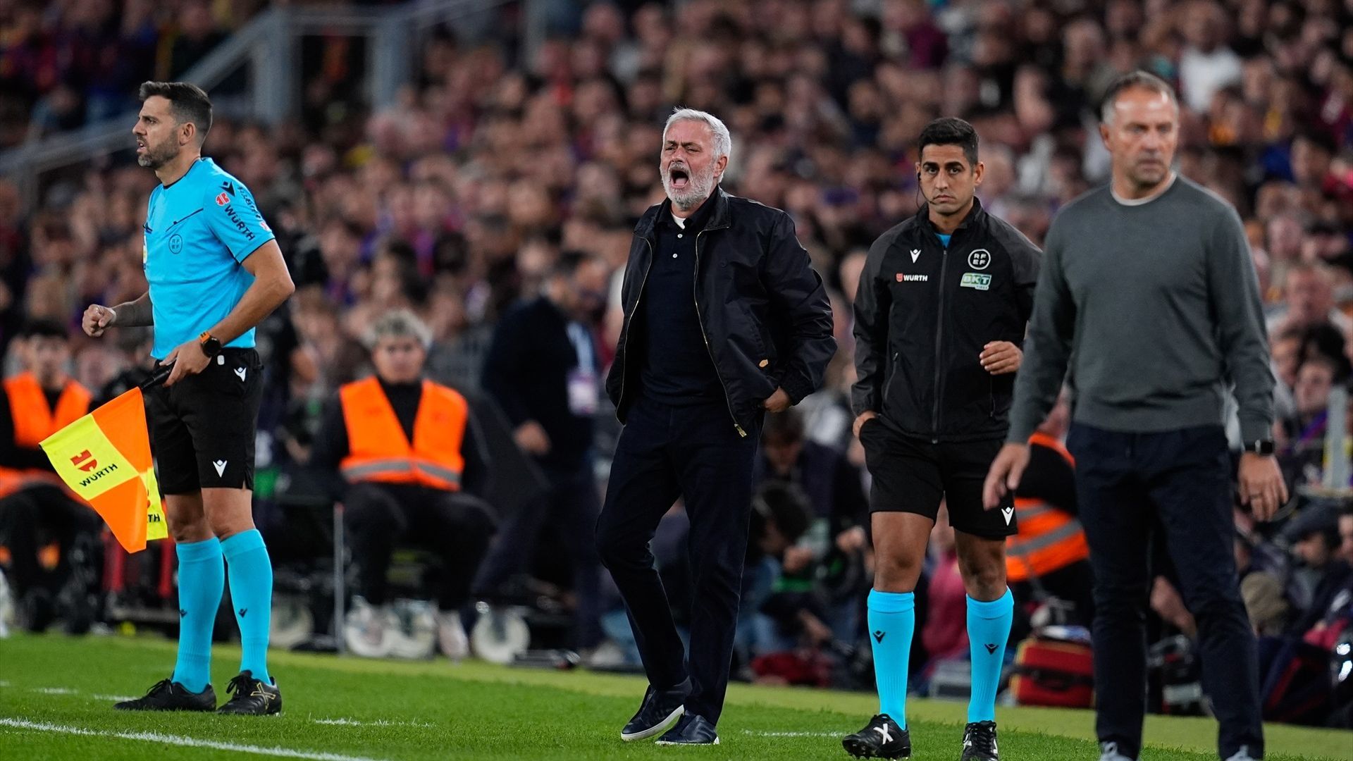 José Mourinho, en el Camp Nou