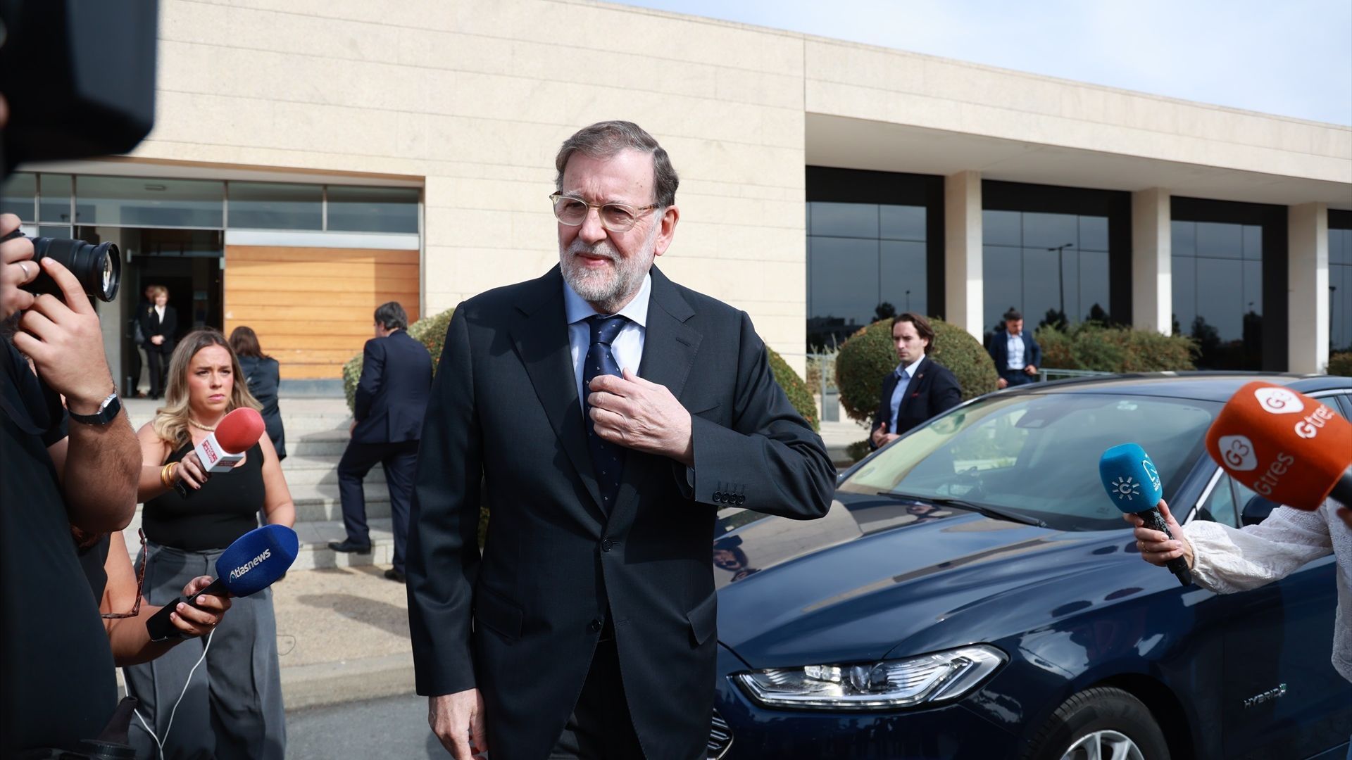 Mariano Rajoy, en el tanatorio de Fátima Báñez
