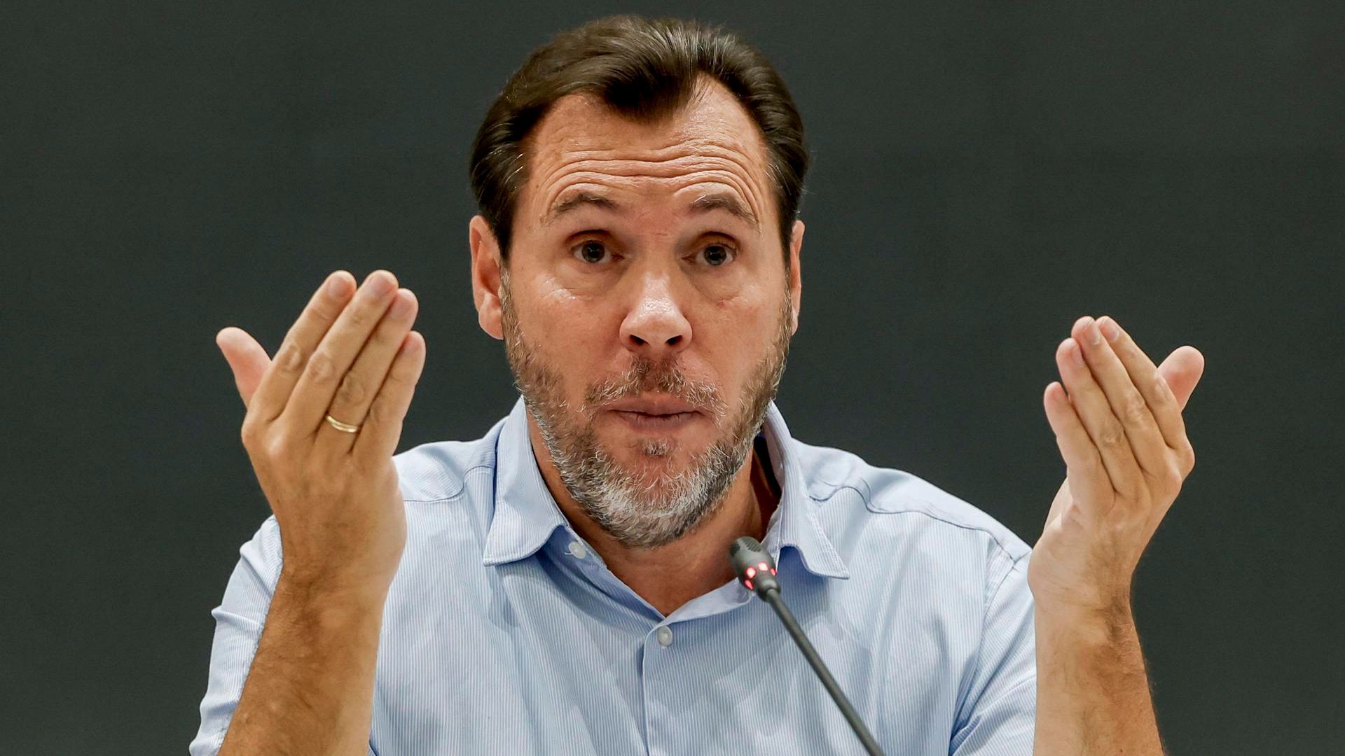 Puente se defiende ante las voces que piden su dimisión: "Lo fácil para mí sería salir, pero no va en mi carácter"