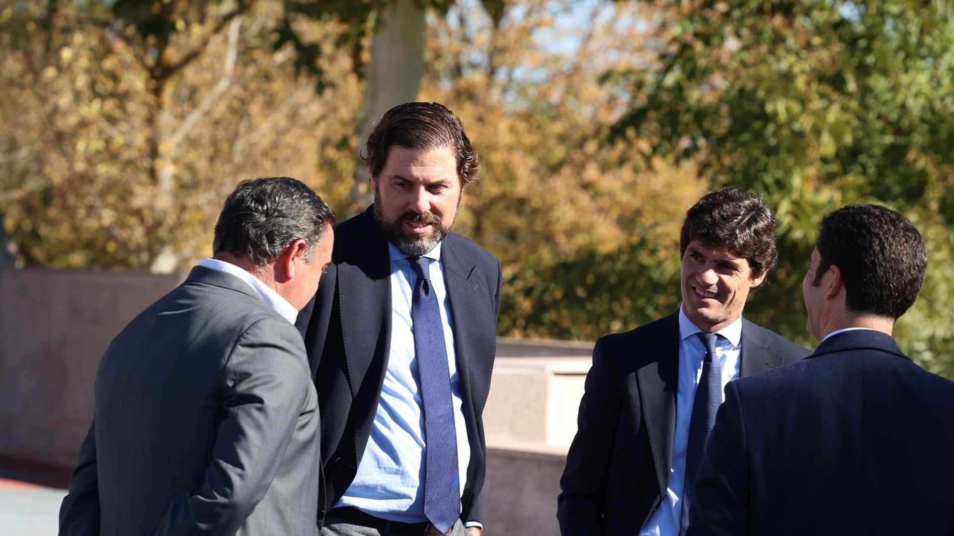 Fran Vázquez y Pablo Aguado en el tanatorio