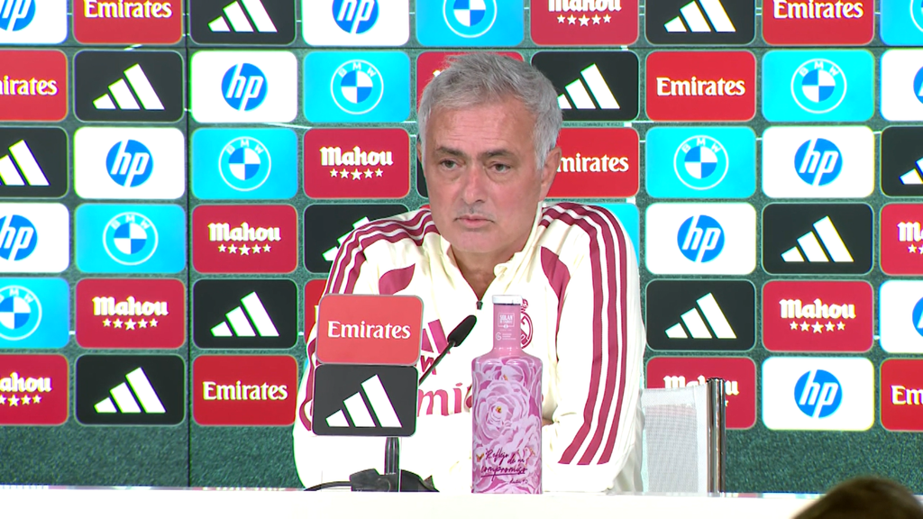 José Mourinho tira de ironía para quejarse del calendario del Real Madrid: "Es un grandísimo regalo"